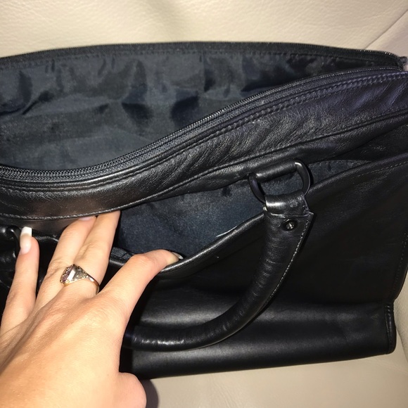 TRADED double leather Brookstone laptop bag - Picture 5 of 5